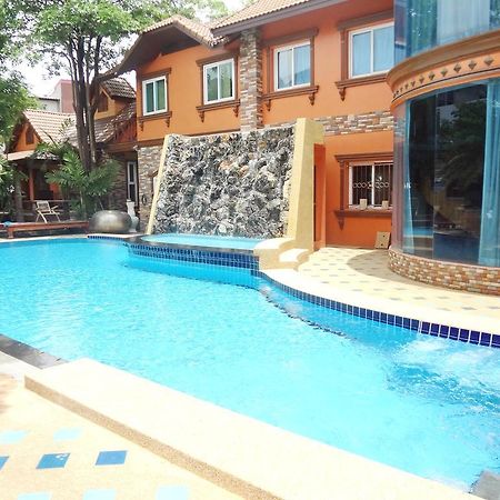 Khunsri Resort Art Boutique Hotel Pattaya Extérieur photo