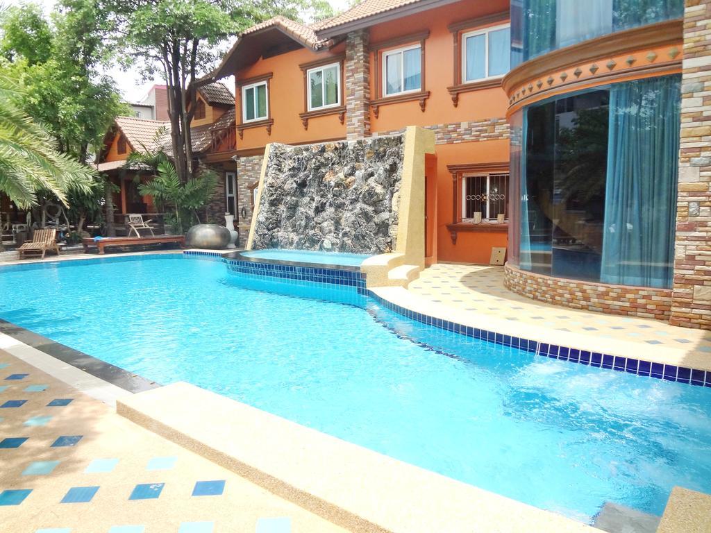 Khunsri Resort Art Boutique Hotel Pattaya Extérieur photo