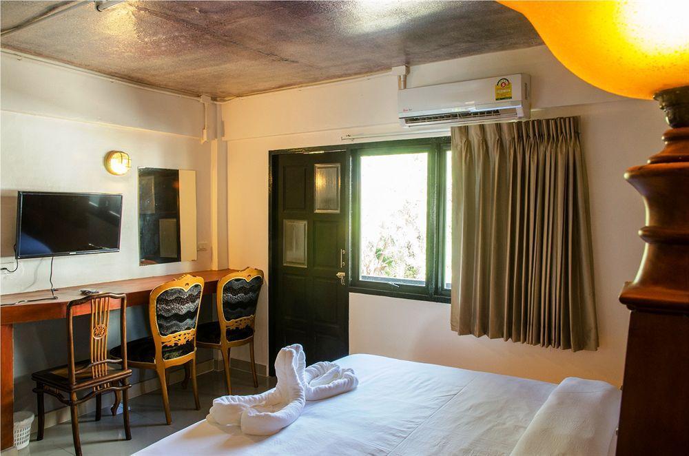 Khunsri Resort Art Boutique Hotel Pattaya Extérieur photo
