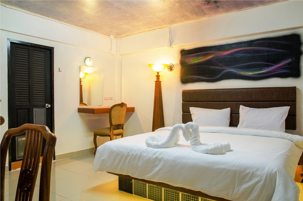 Khunsri Resort Art Boutique Hotel Pattaya Extérieur photo