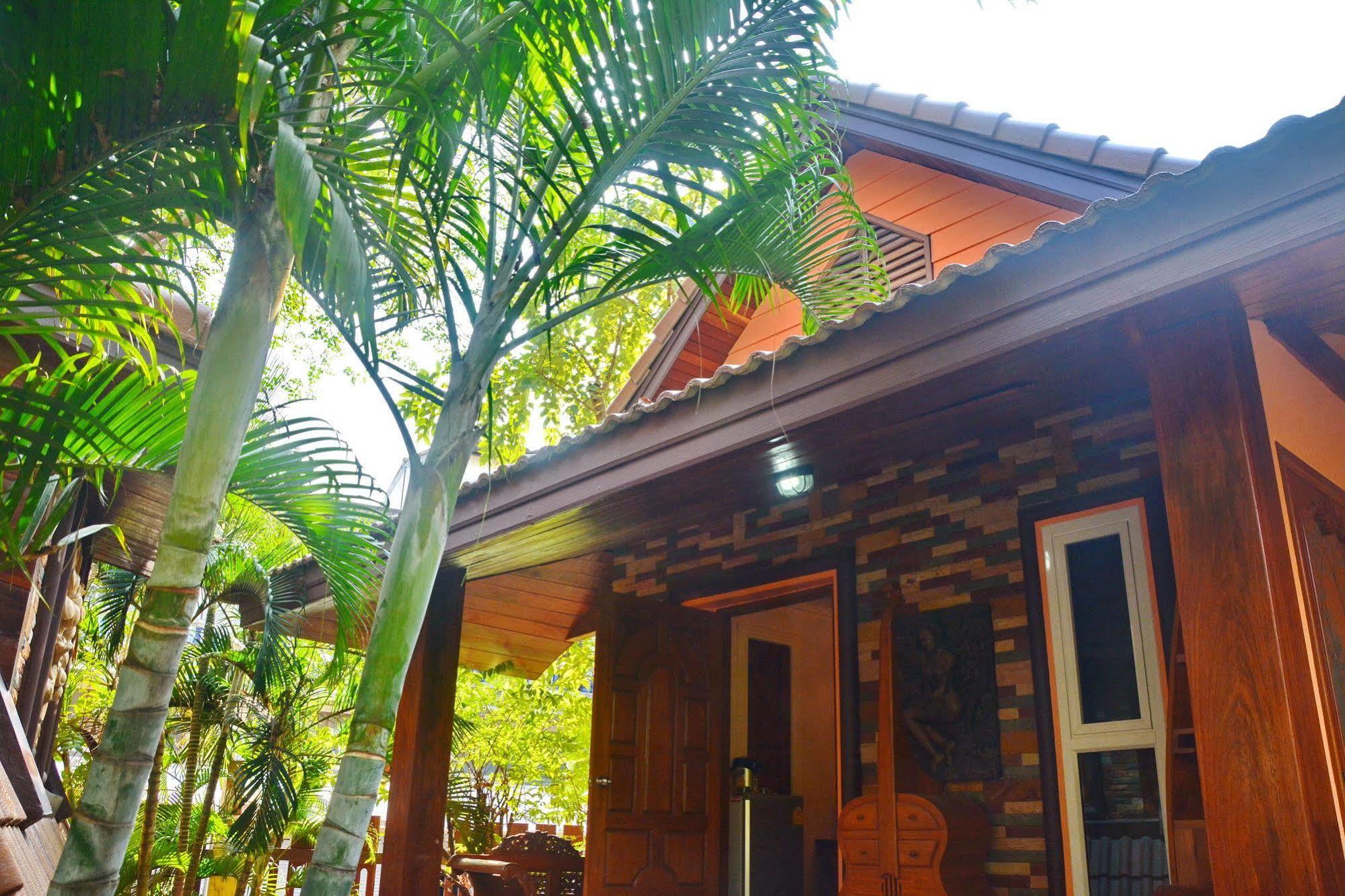 Khunsri Resort Art Boutique Hotel Pattaya Extérieur photo