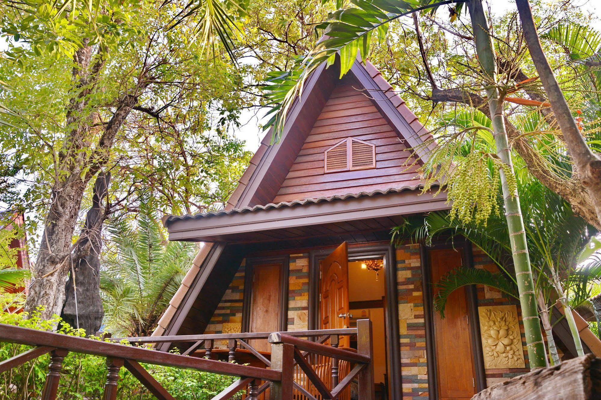 Khunsri Resort Art Boutique Hotel Pattaya Extérieur photo